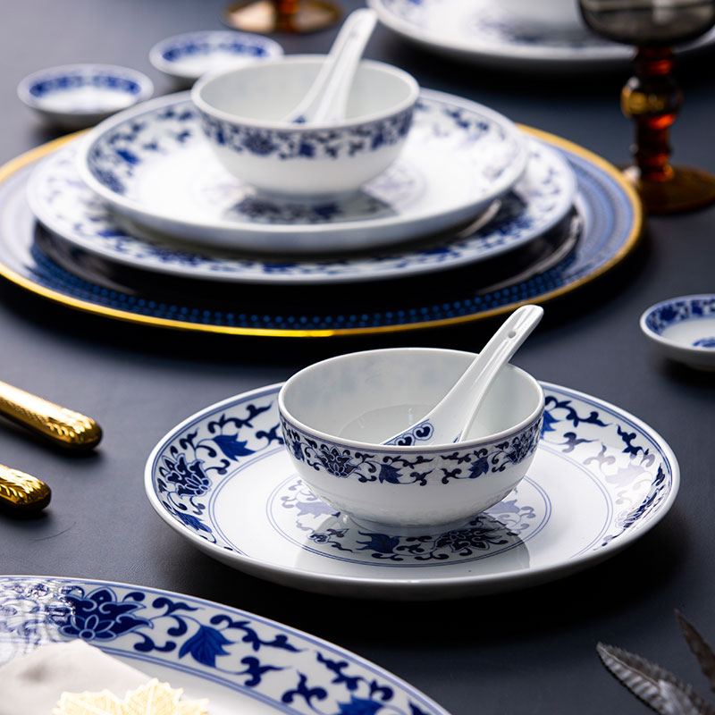 JIXIANGRUYI kézzel készített matricás kék-fehér, magas tüzelésű Jingdezhen étkészlet (4)